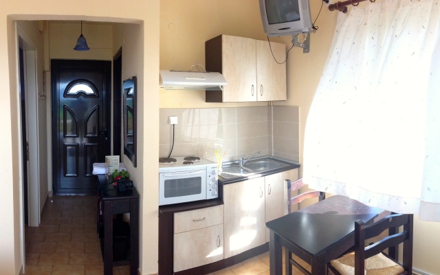 Aenaon Studios Apartments
