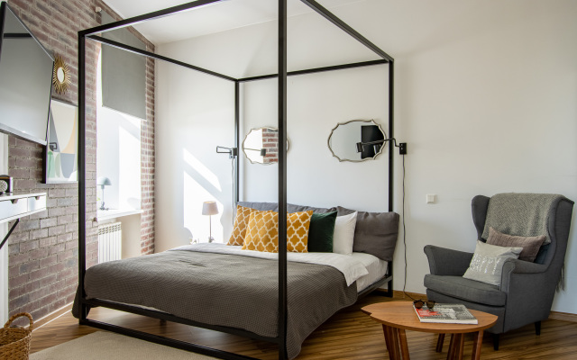 Квартира Студия с Великолепным Видом на Михайловский Замок и Парковкой