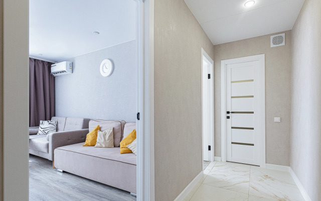 Dvukhkomnatnaya V Tsentre S Novym Remontom Flat