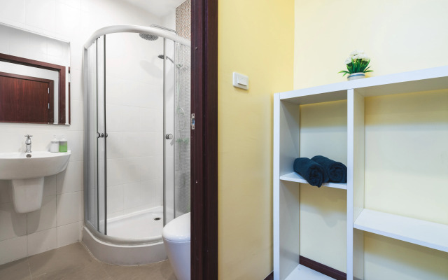 Mountain View near Beach with Terrace & Pool Villa