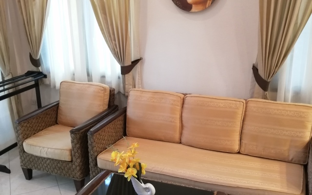Polina Park Mini Hotel