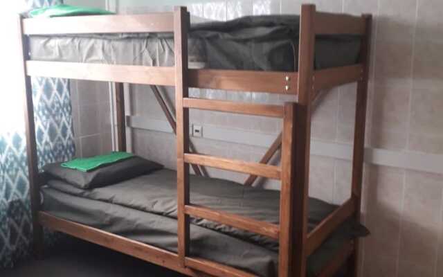 Fikus Hostel
