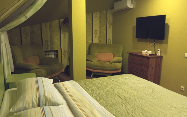 Ostrozhsky Val Guest House