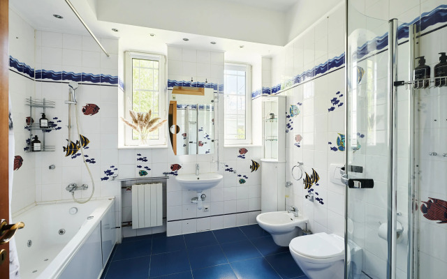 Квартира GM Apartments Модная Трехкомнатная на Патриарших