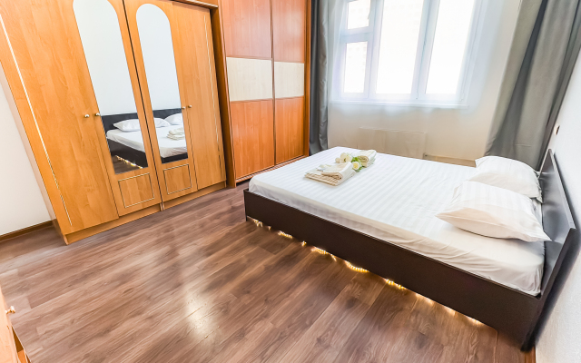 S zaseleniyem Lutshiy servis Posutochno50 Apartments