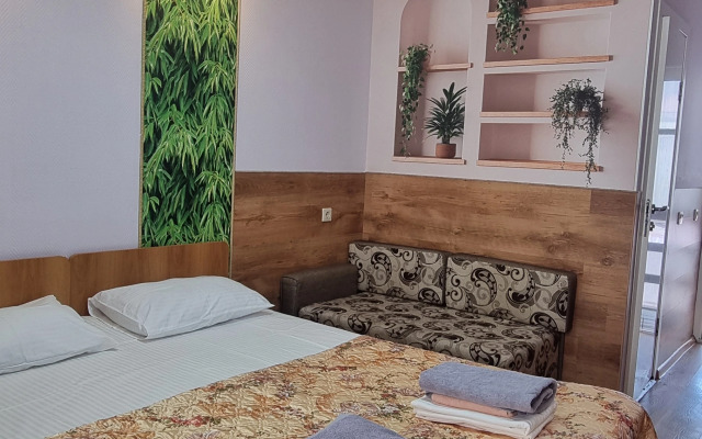 U Plyazha Guest House