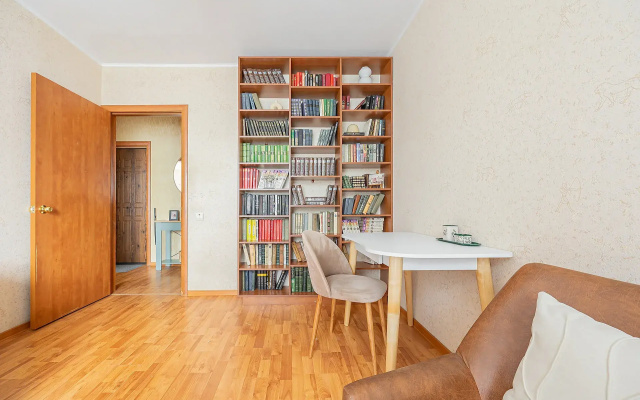 Apartamenty trehkomnatnye v 4km ot Kremla Sova-Dom