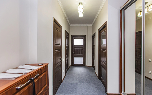 Dvukhspalny Gorodskoy Oazis v Tsentre Goroda Flat
