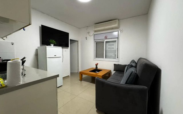 Gorodskoye Spokoystvie 2 Vannye 2 Kukhni Flat