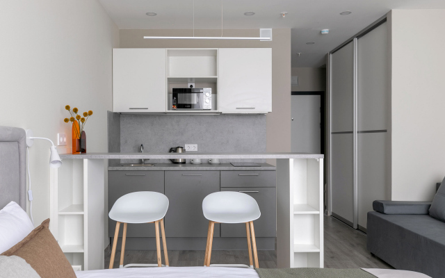 13 Apartment