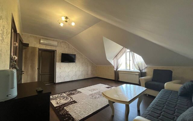 Гостевой дом Retro Hall