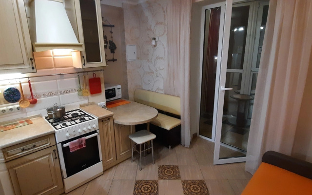 Квартира с Новым Ремонтом на Улице Пестеля 19