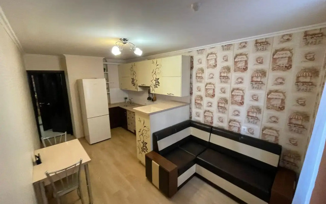 Odnokomnatnaya S Balkonom Flat
