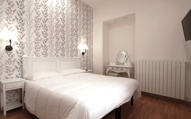 Domus Iuliae Guest House