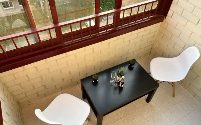 2 Na Ulitse Strelochnikov 8a Apartments