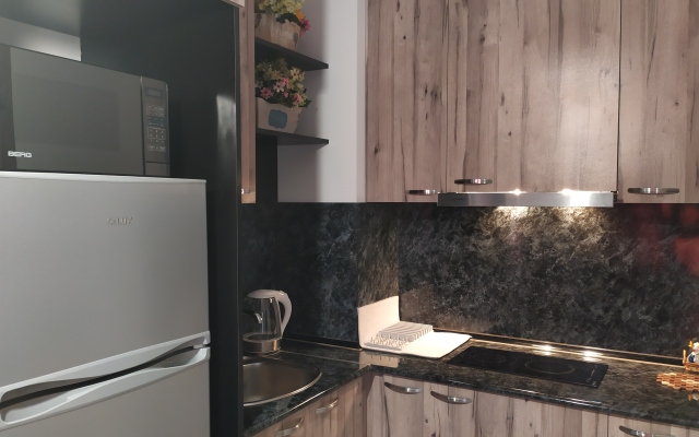 1BR Apt with pool &spa Alvina by Jazzy Apartments