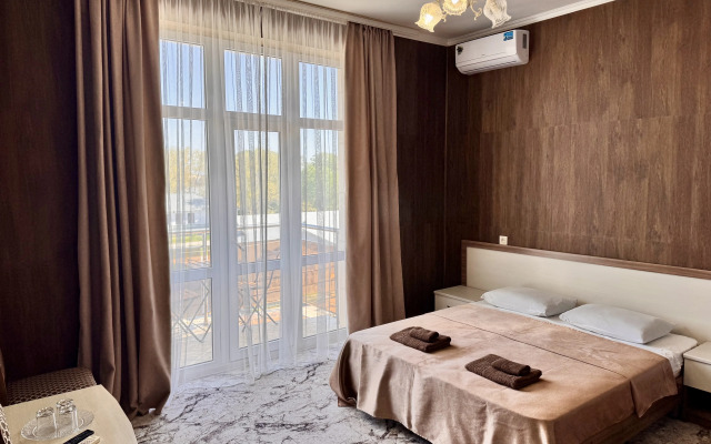 Gostevoy Dom Diamond Guest House