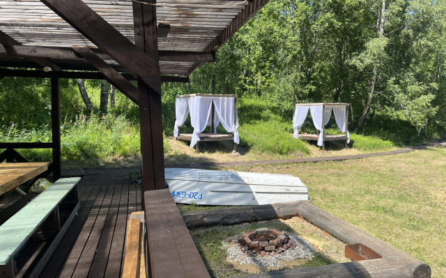 Pchely U Ozera PrivateHouse