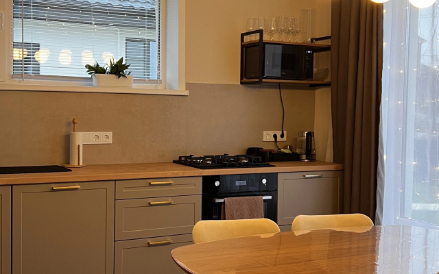 Частный дом в деревне Семибратское