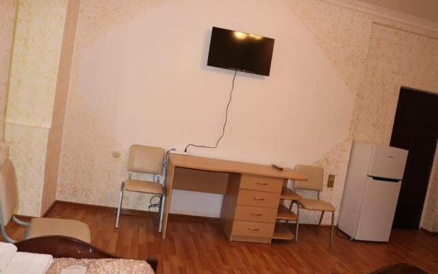 Hotel 333