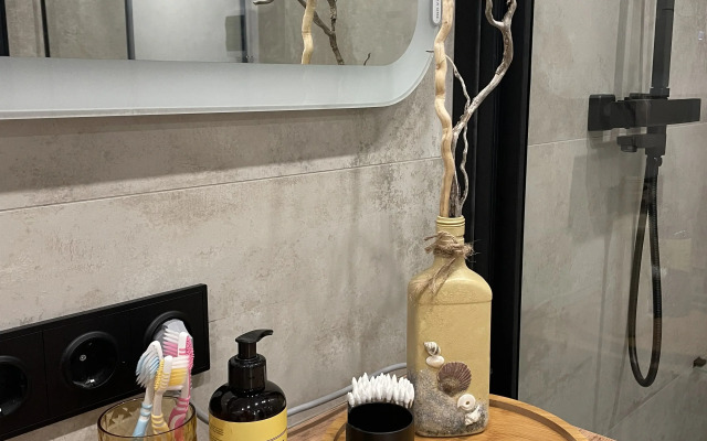 S Sovremennym Dizaynom I Mebelyu Flat