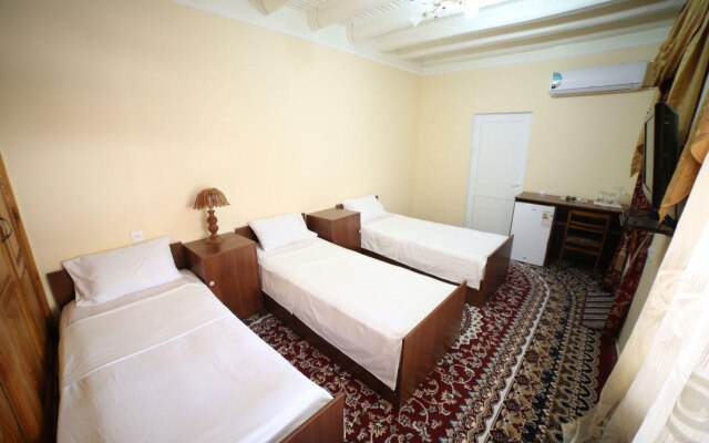 Firuza Guest House
