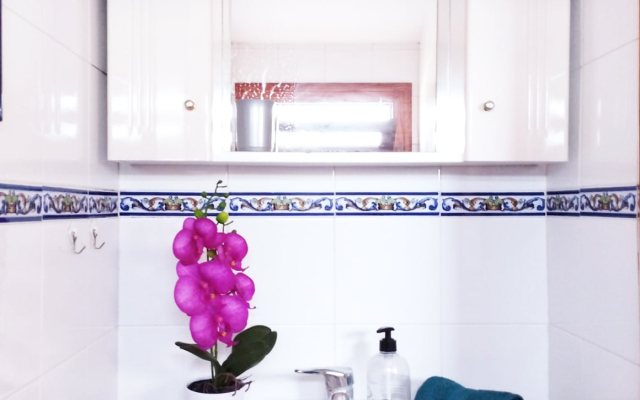 Апартаменты Aucanada Love Nest