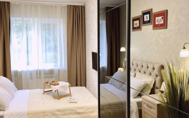 Milaya Dvushka Na Tsvetnom Bulvare Flat