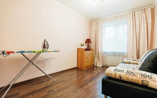 Апартаменты Трехкомнатные на Энгельса