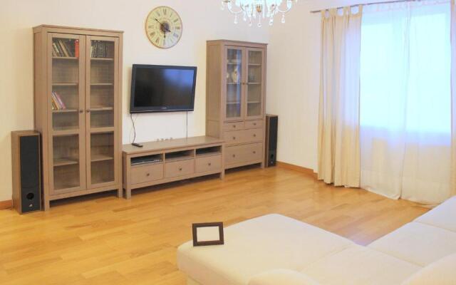 Na Ulitse Bagrationa Apartments