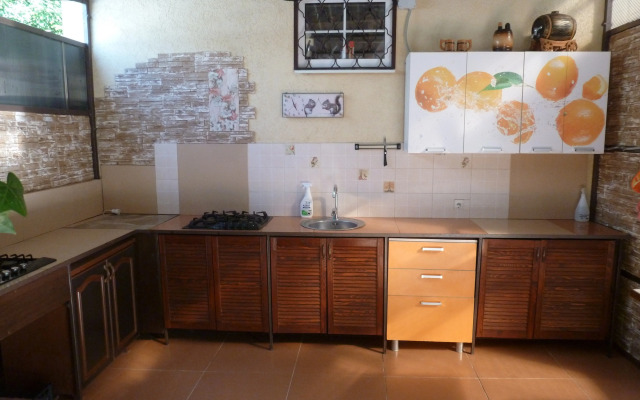 Solnechnyij Briz Guest House