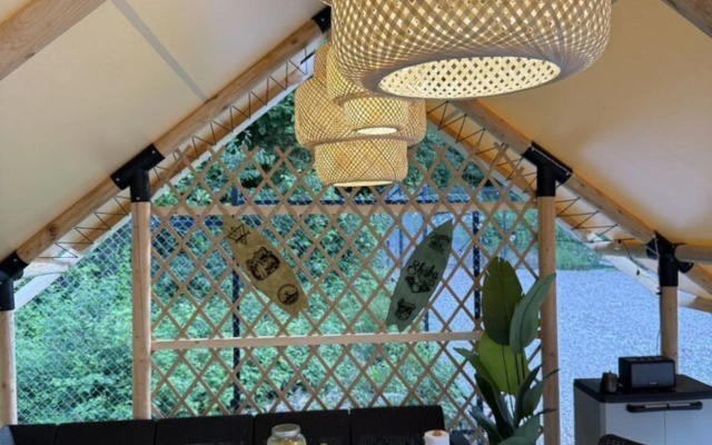 Glamping V Sele Illarionovka