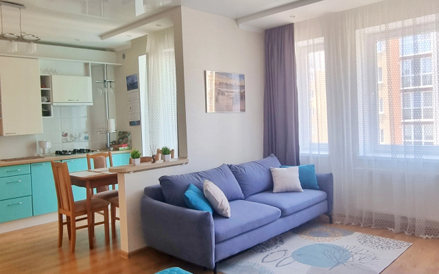 Ryadom S Parkom Flat