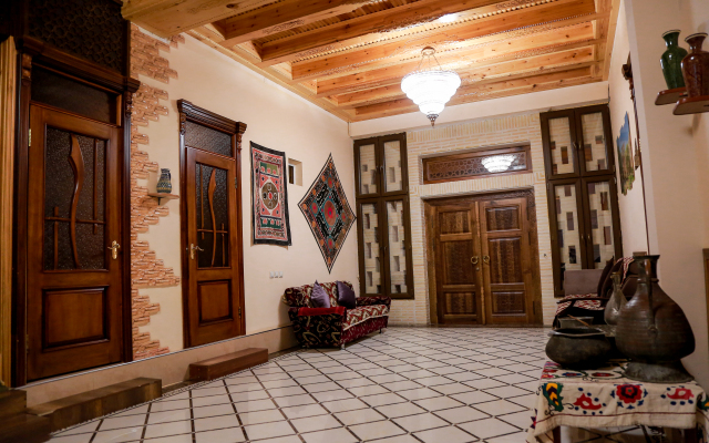 Rayhon Hotel