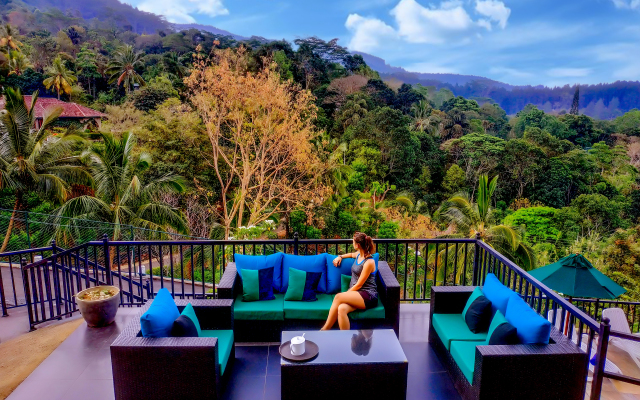 The Grand Hills Boutique Hotel