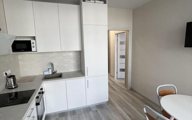 Komfortabelnaya V Tyumeni Posutochno Flat