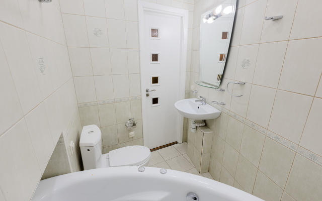 Апартаменты SpbStay с сауной на Невском проспекте 124