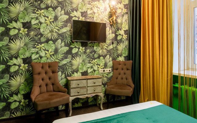 Sova Na Profsoyuznoy Hotel