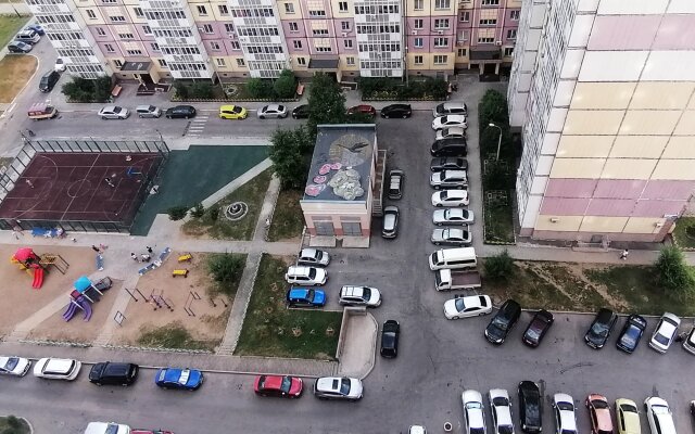 Lyuks Na Krasnorechenskoy 157 Apartments