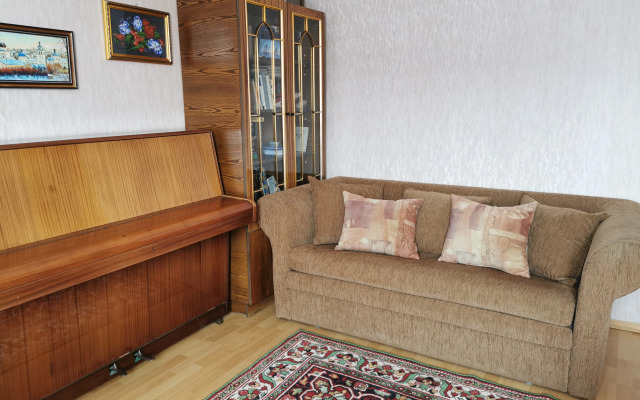 V Tsentre S Konditsionerom I Pianino Flat