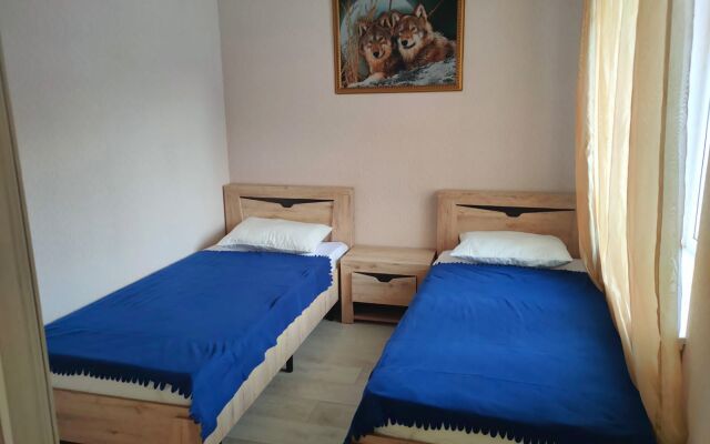 Alanskaya 25 Kv 16 Lodging House