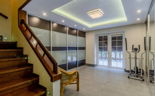 Semeyny Taunkhaus  Apartments