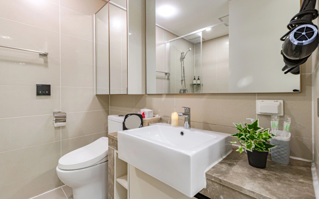 Highvill Modern View Flat