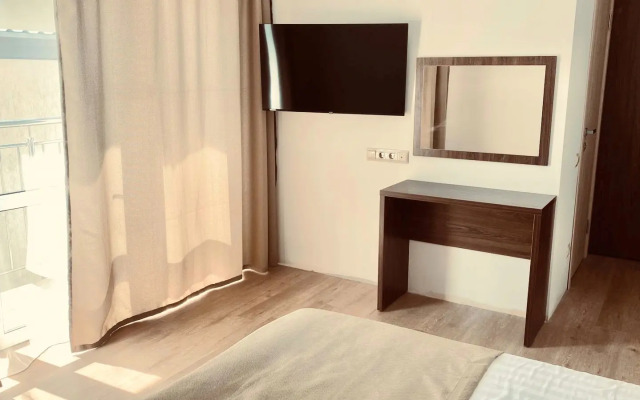 Resort Mersini