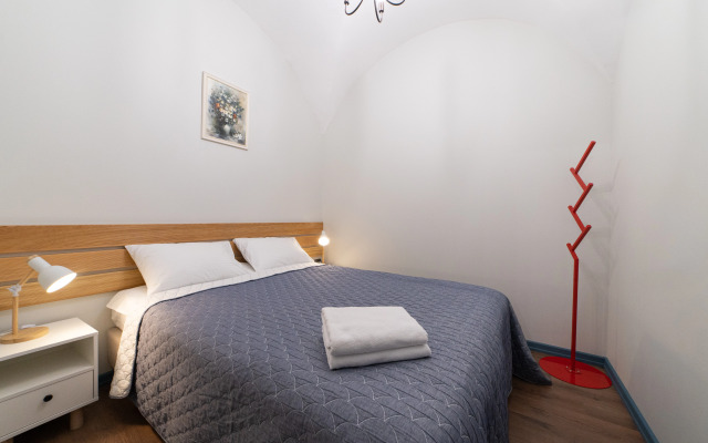 Dvenadtsat Mini Hotel