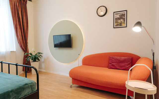 Апартаменты двухкомнатные Live in Karelia в центре у набережной Ленина 3