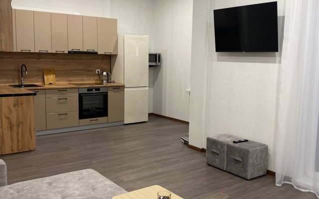 Na Beregu Reki V Sovremennom Zhk Mankhetten Flat