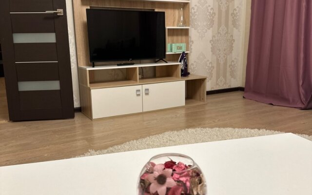 Two-room premium apartment on Katukova 23