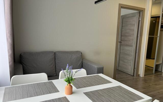 V Moskovskom Rayone Metro Kupchino Apartment