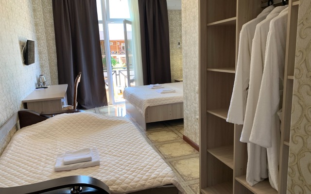Hotel Imperiya